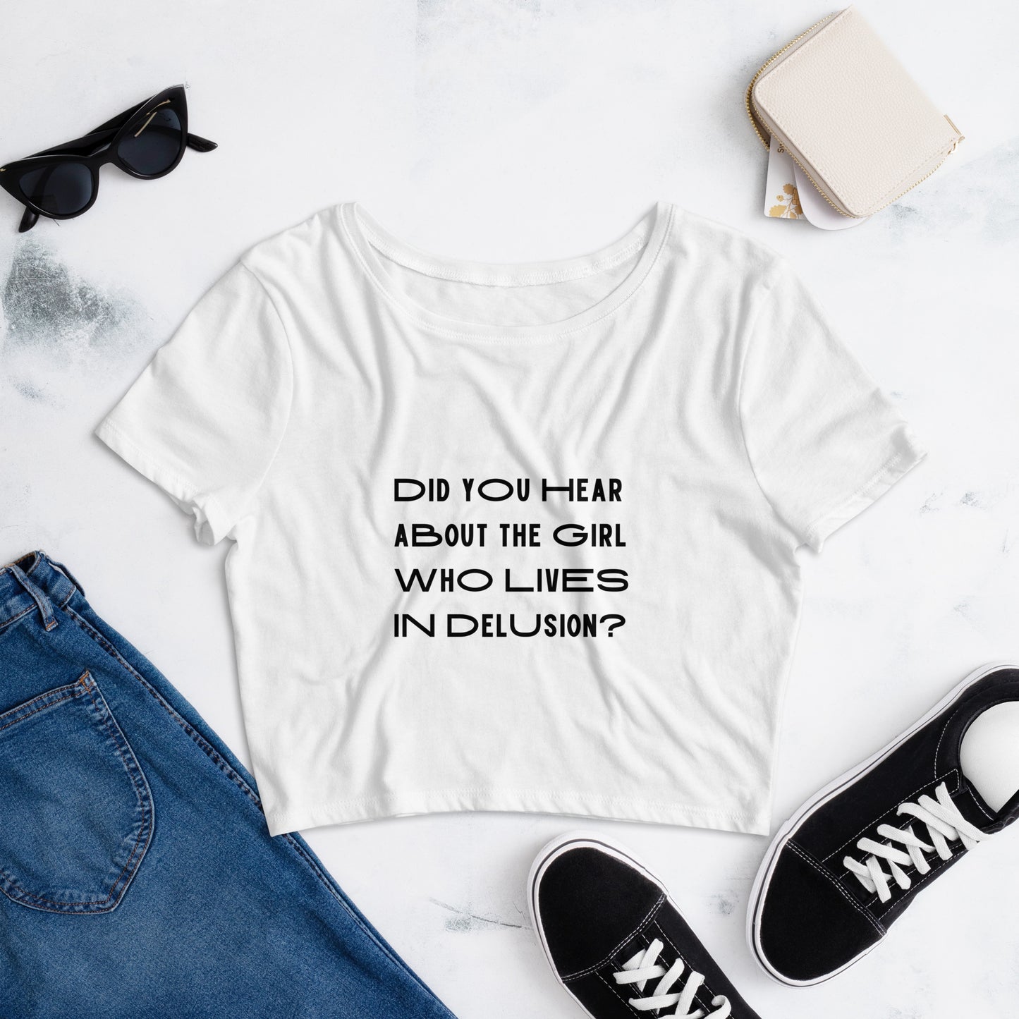 Delulu Girl Women’s Crop Tee