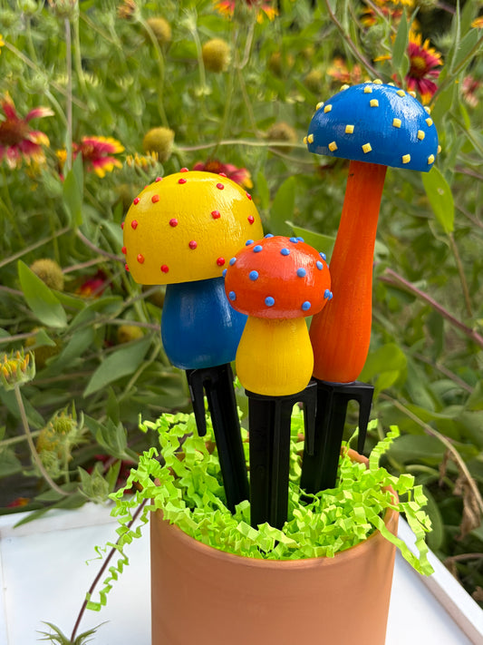 Thunder Mushroom Stakes - Caruso Set