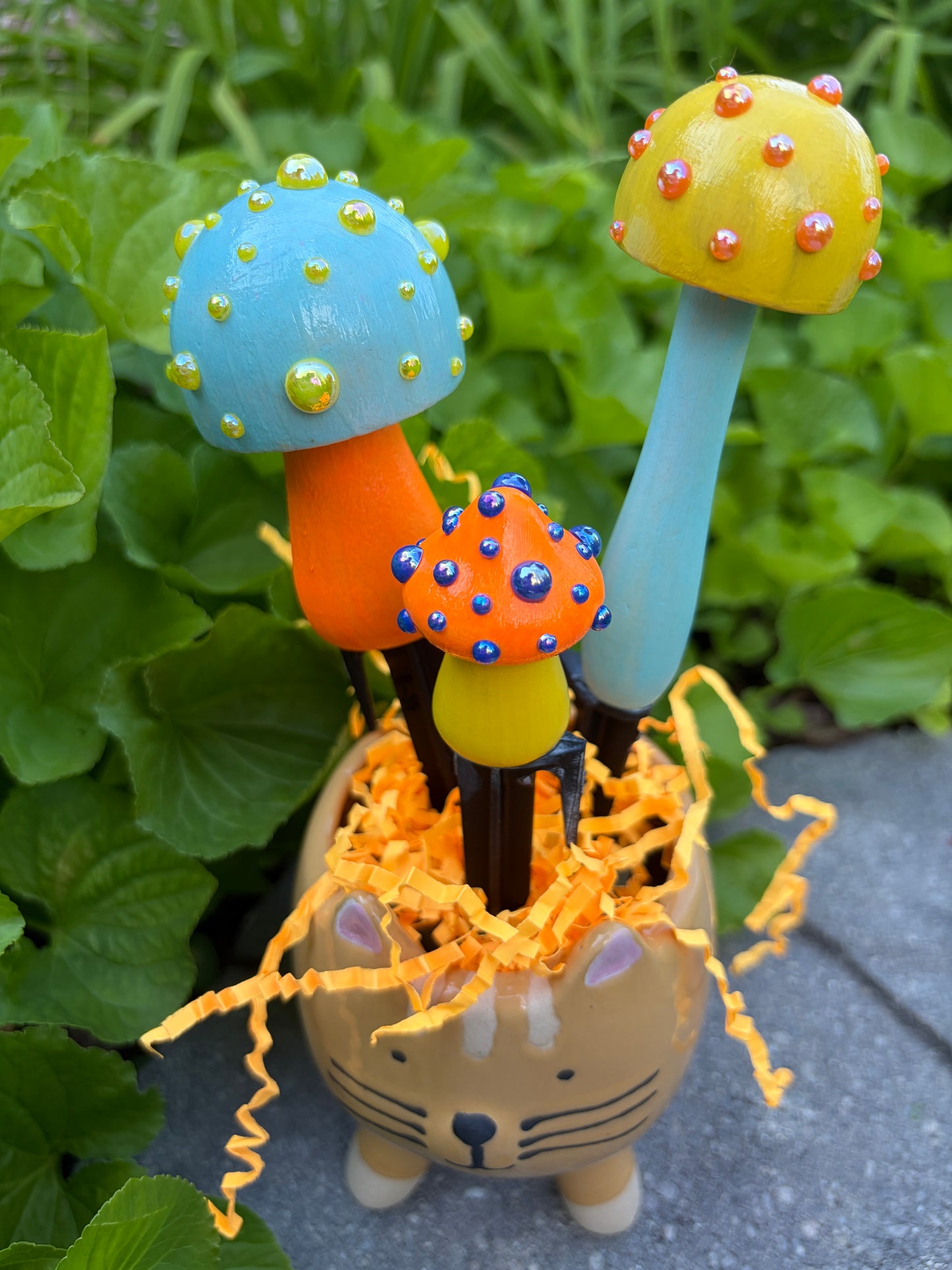 Thunder Mushroom Stakes - Neon Caruso Set