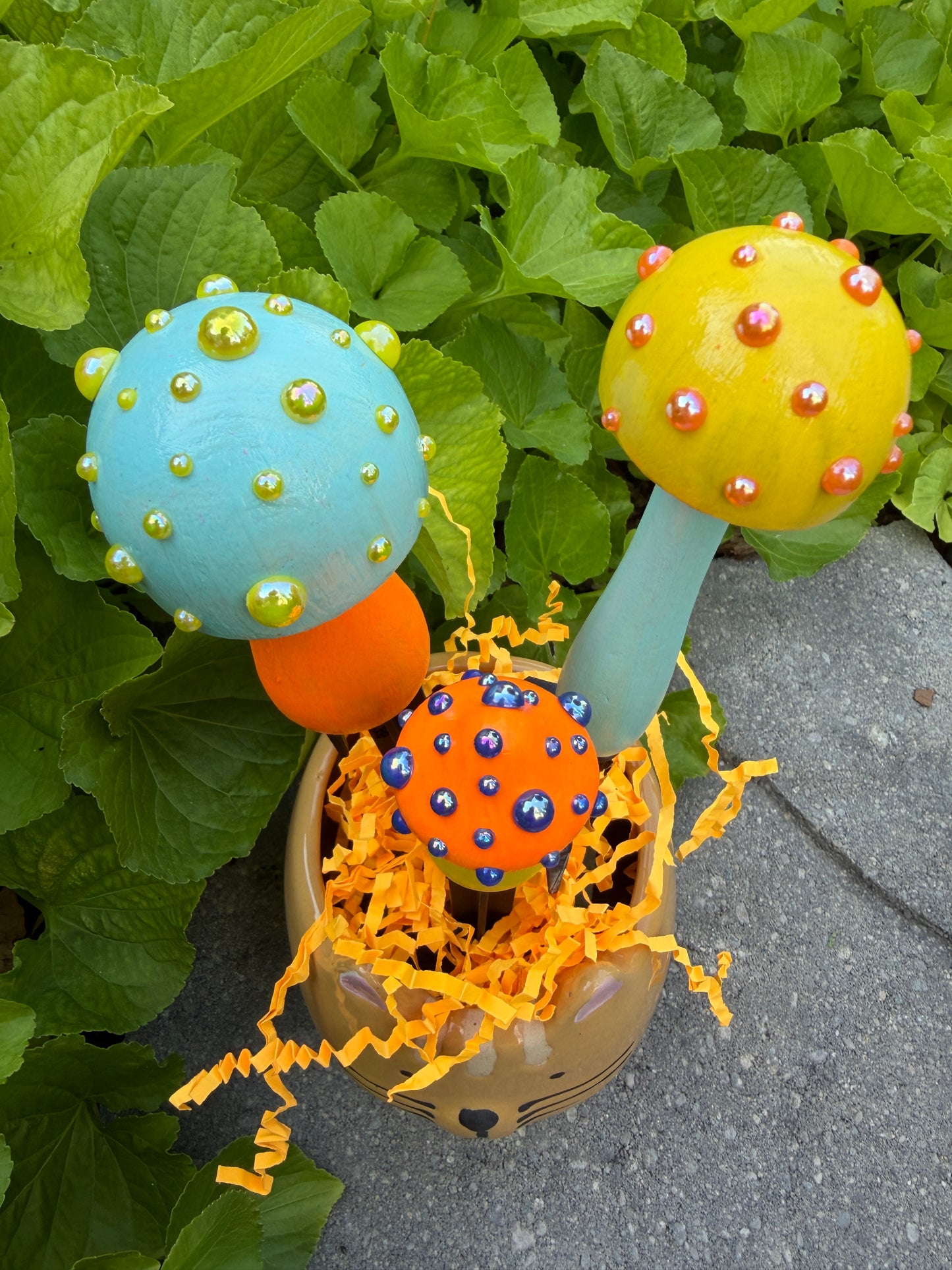 Thunder Mushroom Stakes - Neon Caruso Set